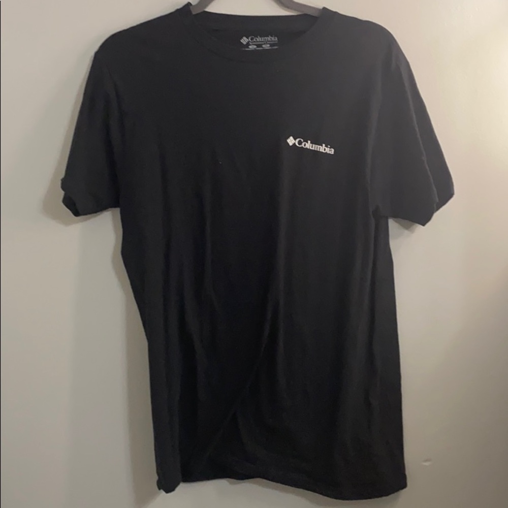 LAST CHANCE!!Columbia T shirt